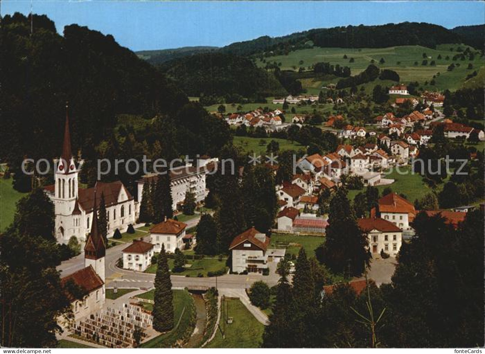 12587725 Dussnang Ortsansicht Mit Kneipp Kurhaus Kirche Dussnang - Autres & Non Classés