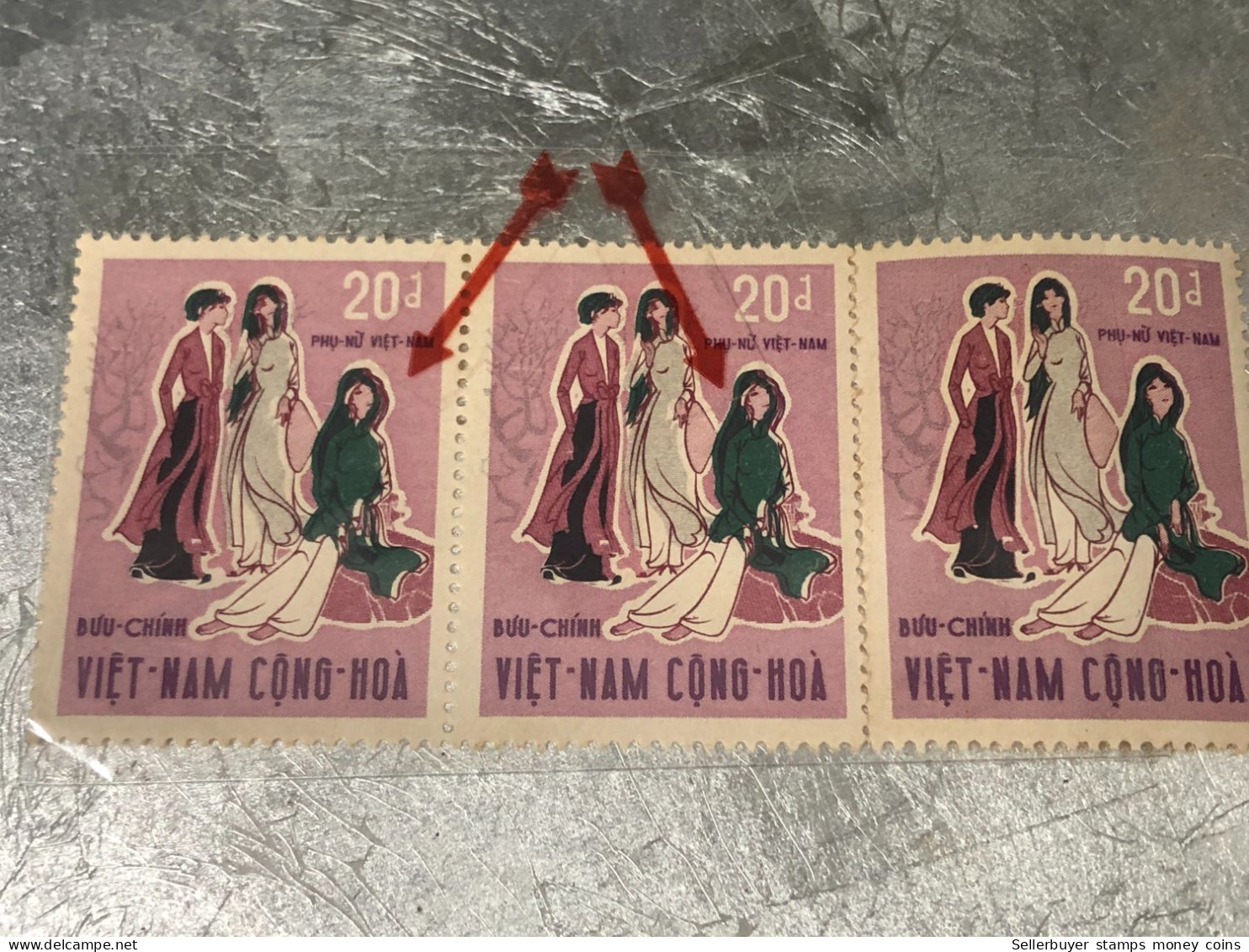 SOUTH VIETNAM Stamps(1969-LA FEMME PHU NU-20d) Piled ERROR(printing)-2 STAMPS Vyre Rare - Vietnam