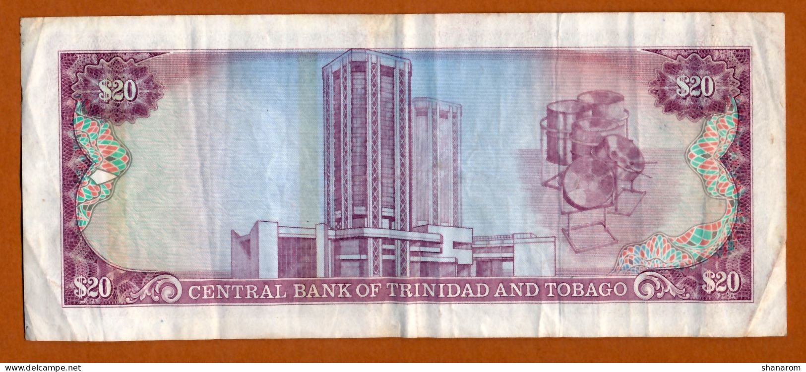 1990 // TRINIDAD AND TOBAGO // CENTRAL BANK // TWENTY DOLLARS // F / TB - Trindad & Tobago