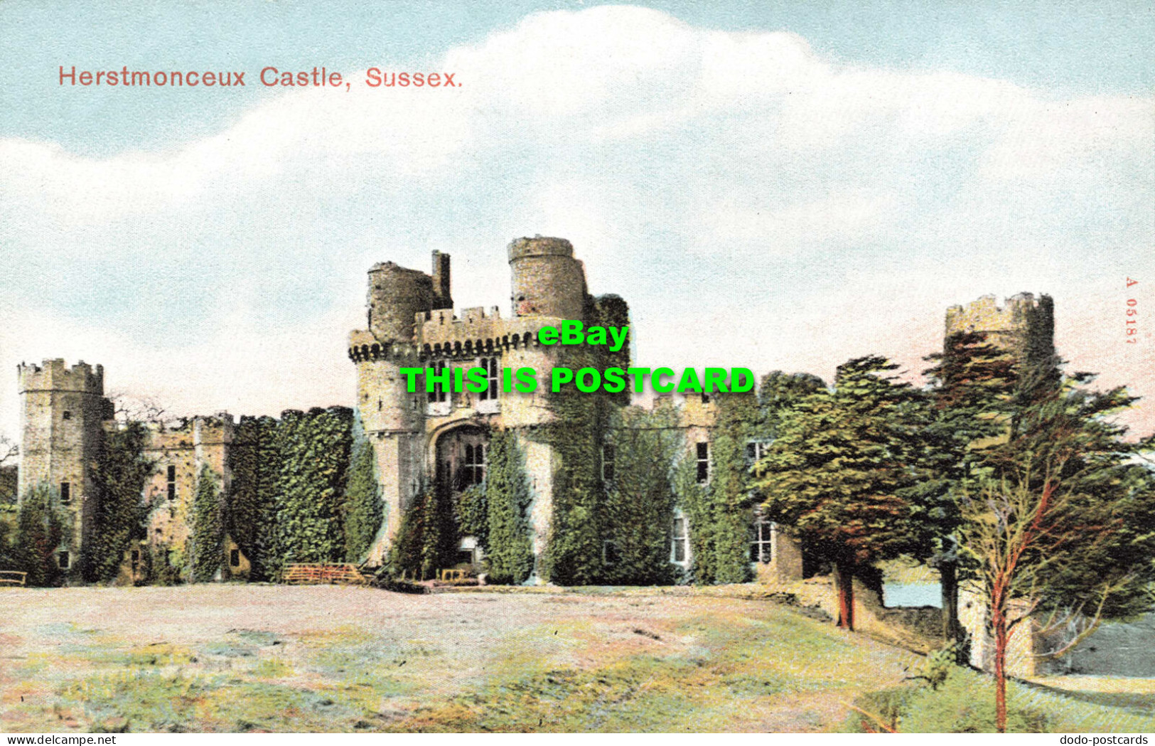 R594246 Sussex. Herstmonceux Castle - Wereld
