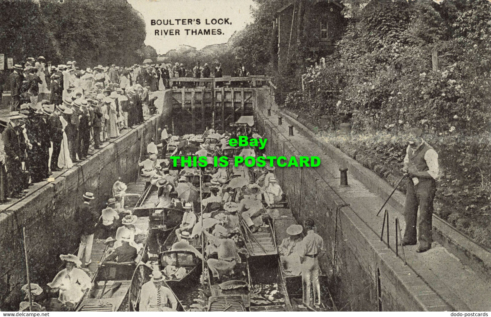 R594277 River Thames. Boulter Lock. Auto Photo Series - World