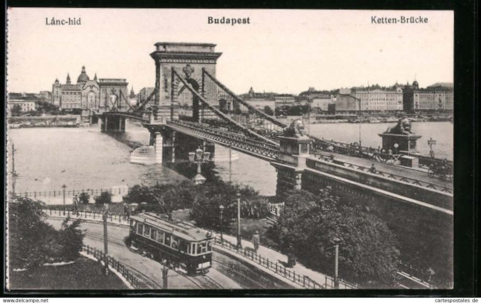 AK Budapest, Ketten-Brücke, Strassenbahn  - Tramways