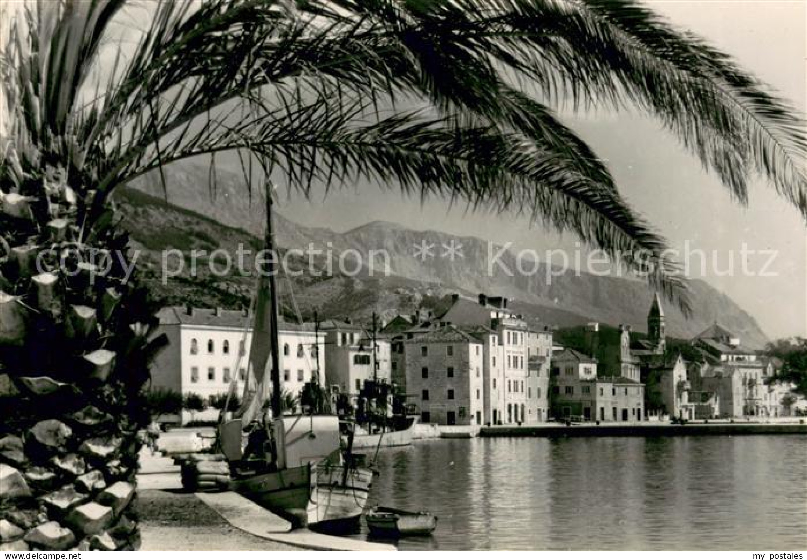 73619806 Makarska Dalmatien Uferpromenade Am Hafen Makarska Dalmatien - Croatia