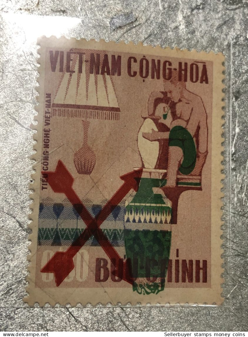 SOUTH VIETNAM Stamps(1967-ARTISANAT-3d00) PRINT ERROR(ASKEW)1 STAMPS-vyre Rare - Viêt-Nam