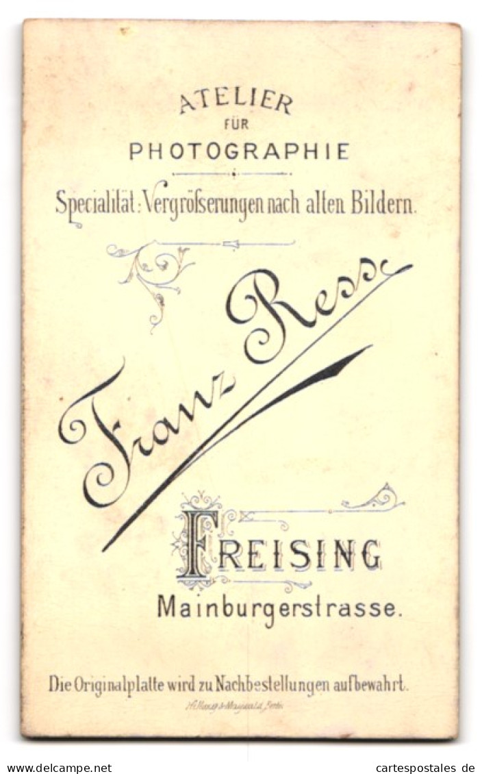 Fotografie Franz Ress, Freising, Mainburgerstrasse, Junger Theologe Im Portrait  - Famous People
