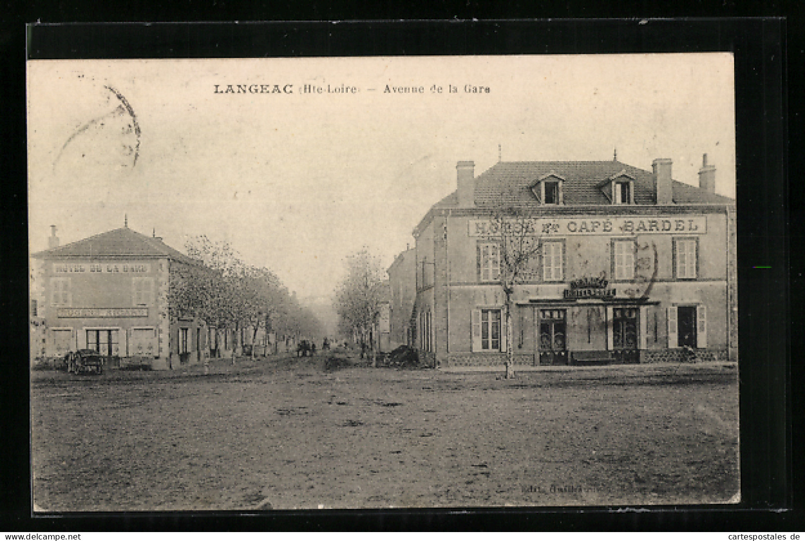 CPA Langeac, Avenue De La Gare, Hotel Et Cafe Bardel  - Langeac