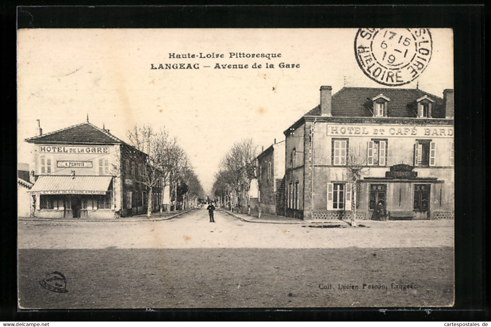 CPA Langeac, Avenue De La Gare, Hôtel Et Café  - Langeac