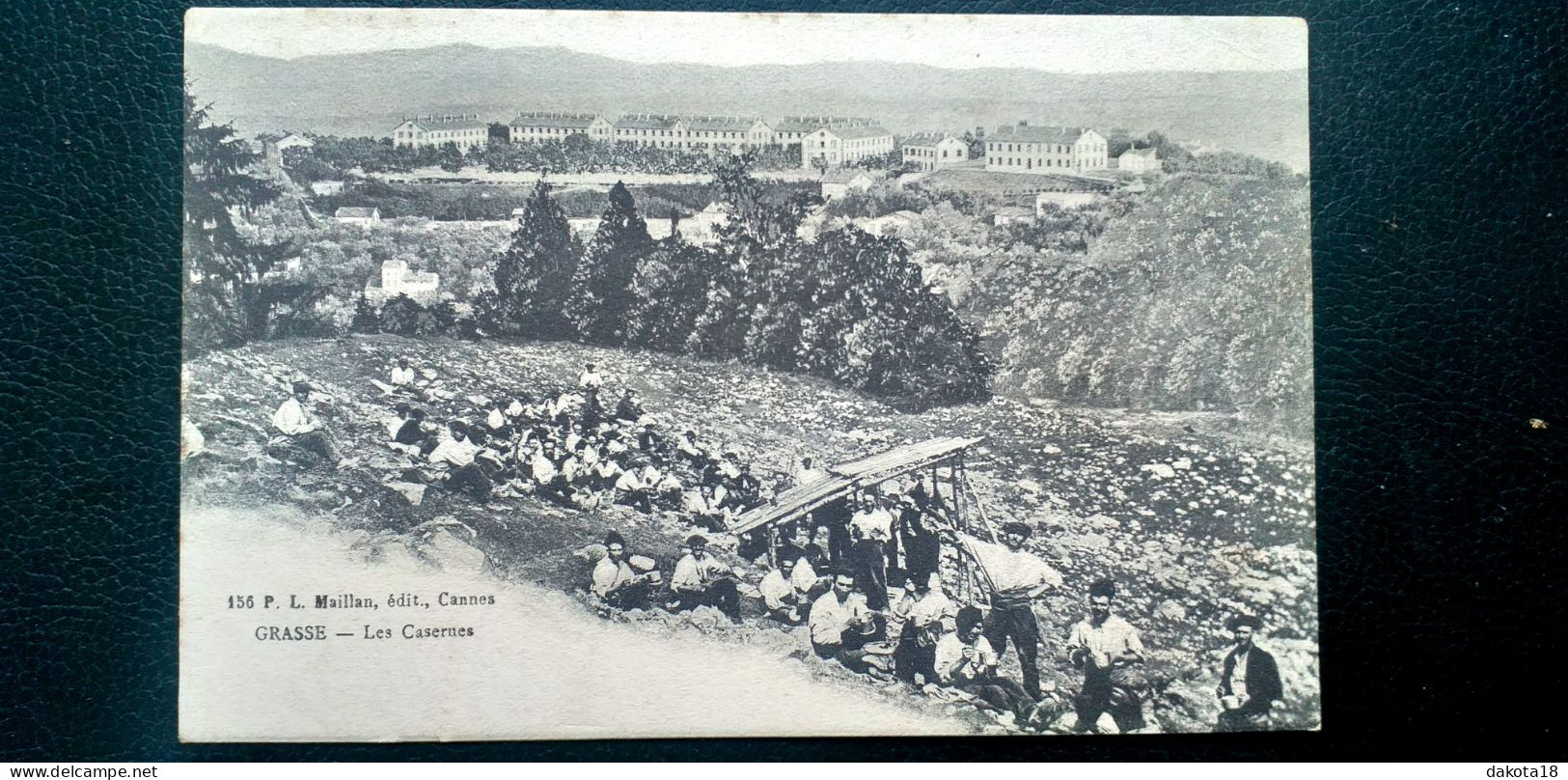 06 , Grasse , Les Casernes , Vue Générale  Début 1900 - Grasse