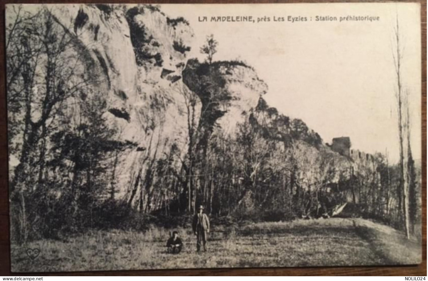 CPa 24 Dordogne, Près Les Eyzies, La Madeleine, Station Préhistorique, Animée,éd VDC, Non écrite - Les Eyzies