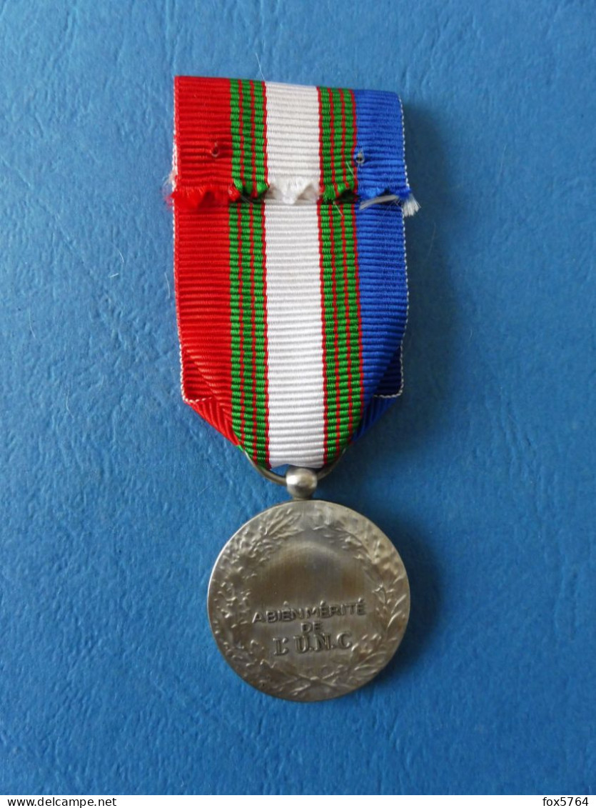 DECORATION / MEDAILLE ANCIEN COMBATTANT / UNC ECHELON ARGENT / ORIGINALE - Frankrijk