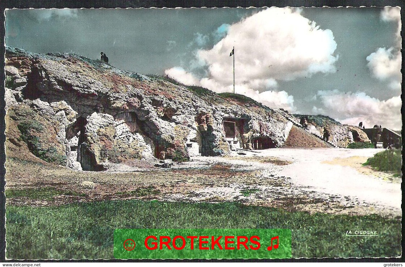 DOUAUMONT Le Fort Environs De Verdun - Douaumont