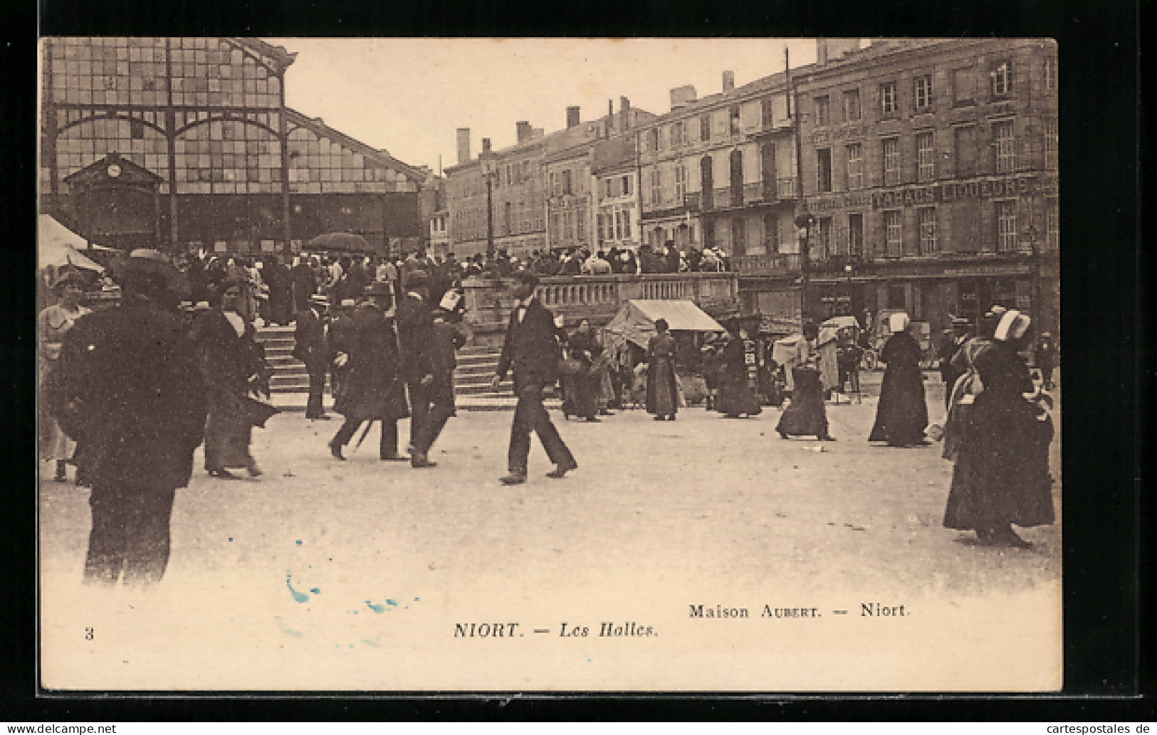 CPA Niort, Les Halles, Maison Aubert  - Niort