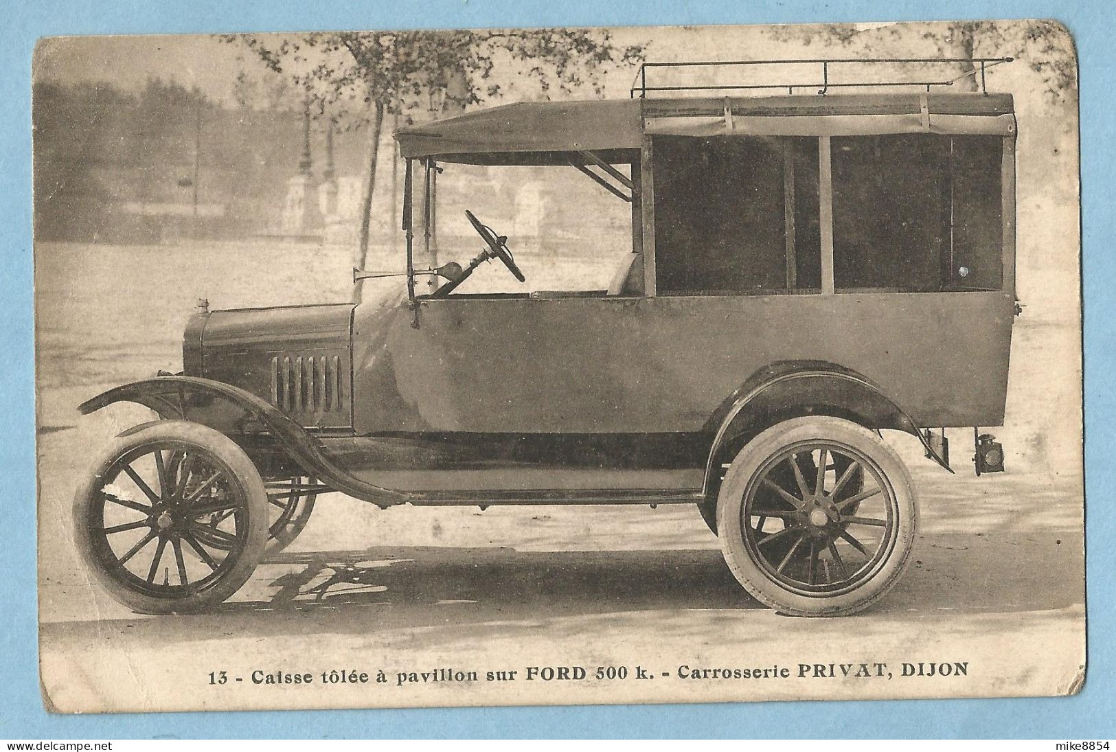 1125   CPA   Caisse Tôlée à Pavillon Sur FORD 500 K - Carrosserie  PRIVAT  -  DIJON (Côte D'Or)  ++++++ - Dijon
