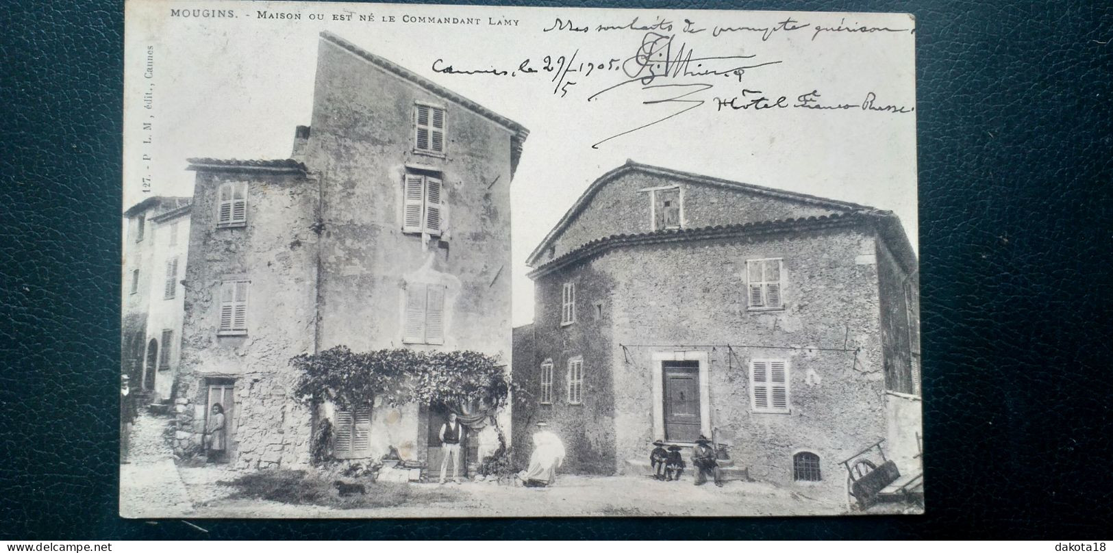 06 , Mougins ,  La Place Et Maison Ou Est Né Le Commandant Lamy....1905 - Mougins