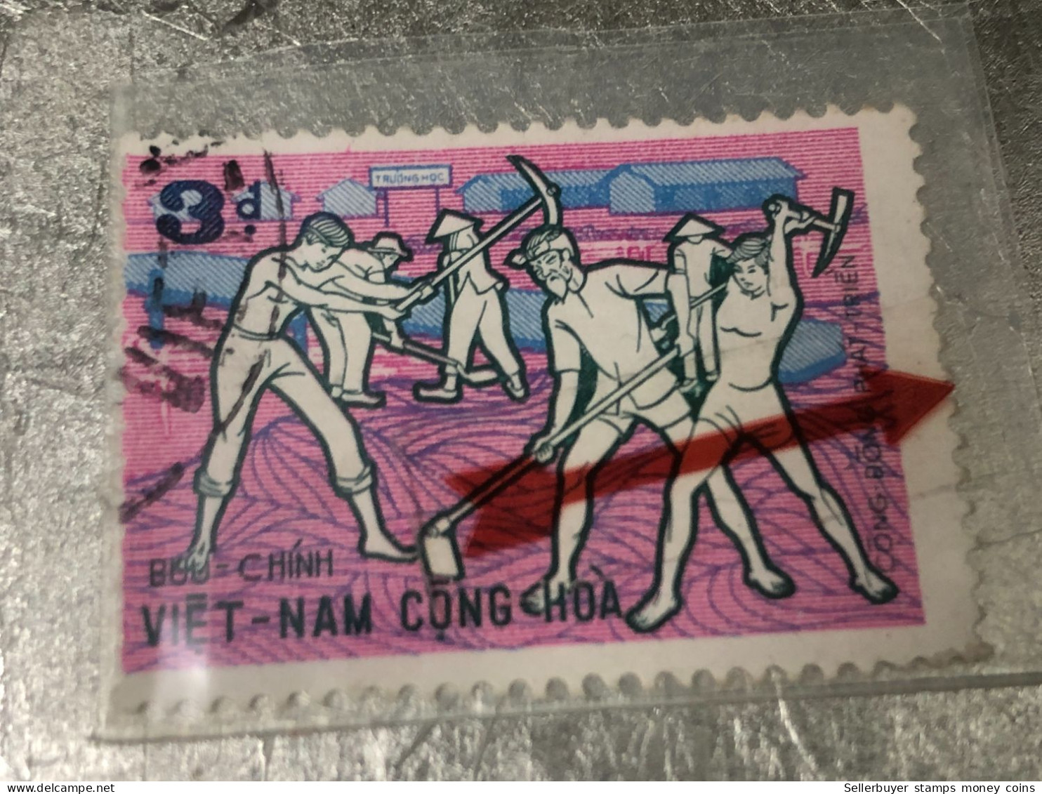 SOUTH VIETNAM Stamps(1972--3d00) PRINT ERROR(ASKEW )1 STAMPS-vyre Rare - Viêt-Nam