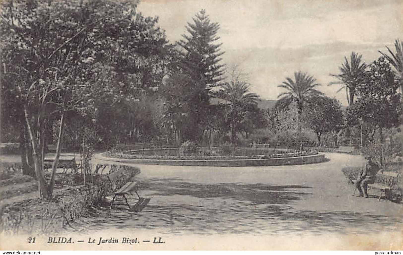 BLIDA - Le Jardin Public - Blida