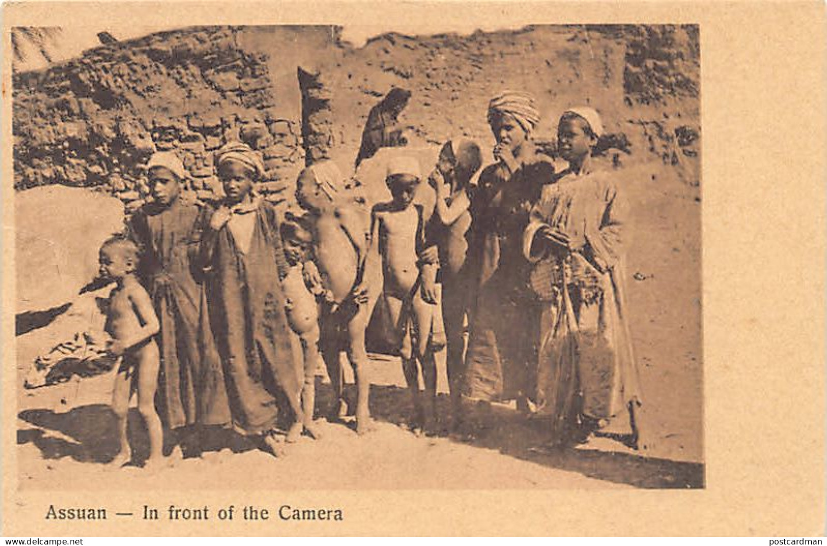 Egypt - ASWAN - Children In Front Of The Camera - Publ. G.G. Zacharia & Co. 16 - Asuán