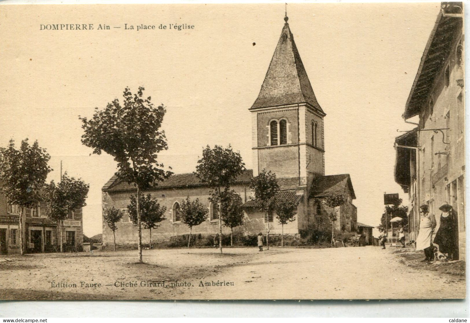 -01-AIN - DOMPIERRE - La Place De L'Eglise - Pont-de-Vaux
