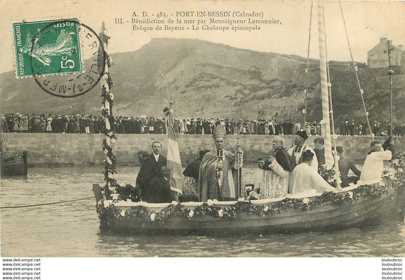 PORT EN BESSIN BENEDICTION DE LA MER PAR MGR LEMONNIER - Port-en-Bessin-Huppain