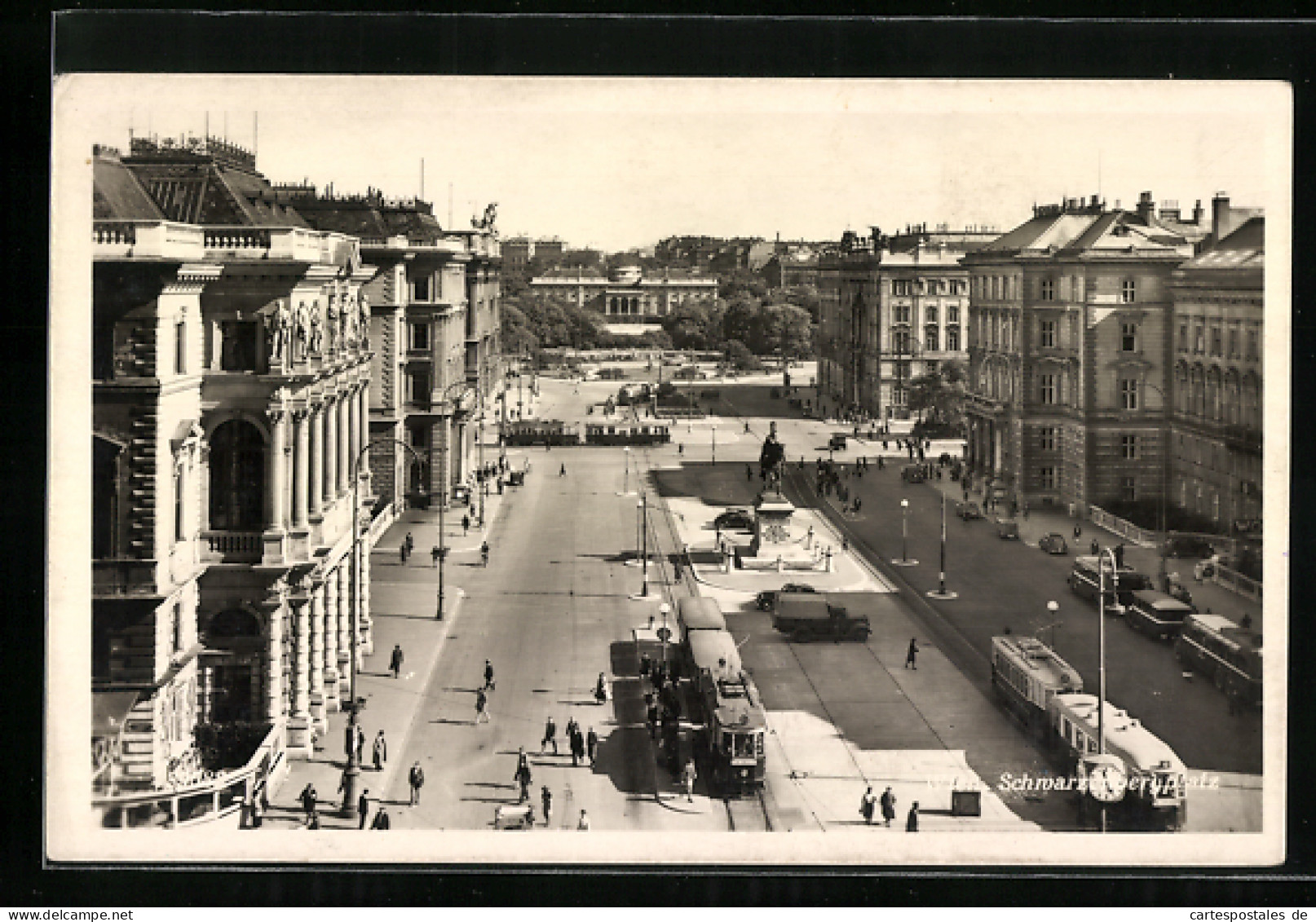 AK Wien, Strassenbahnen Auf Dem Schwarzenbergplatz  - Tramways