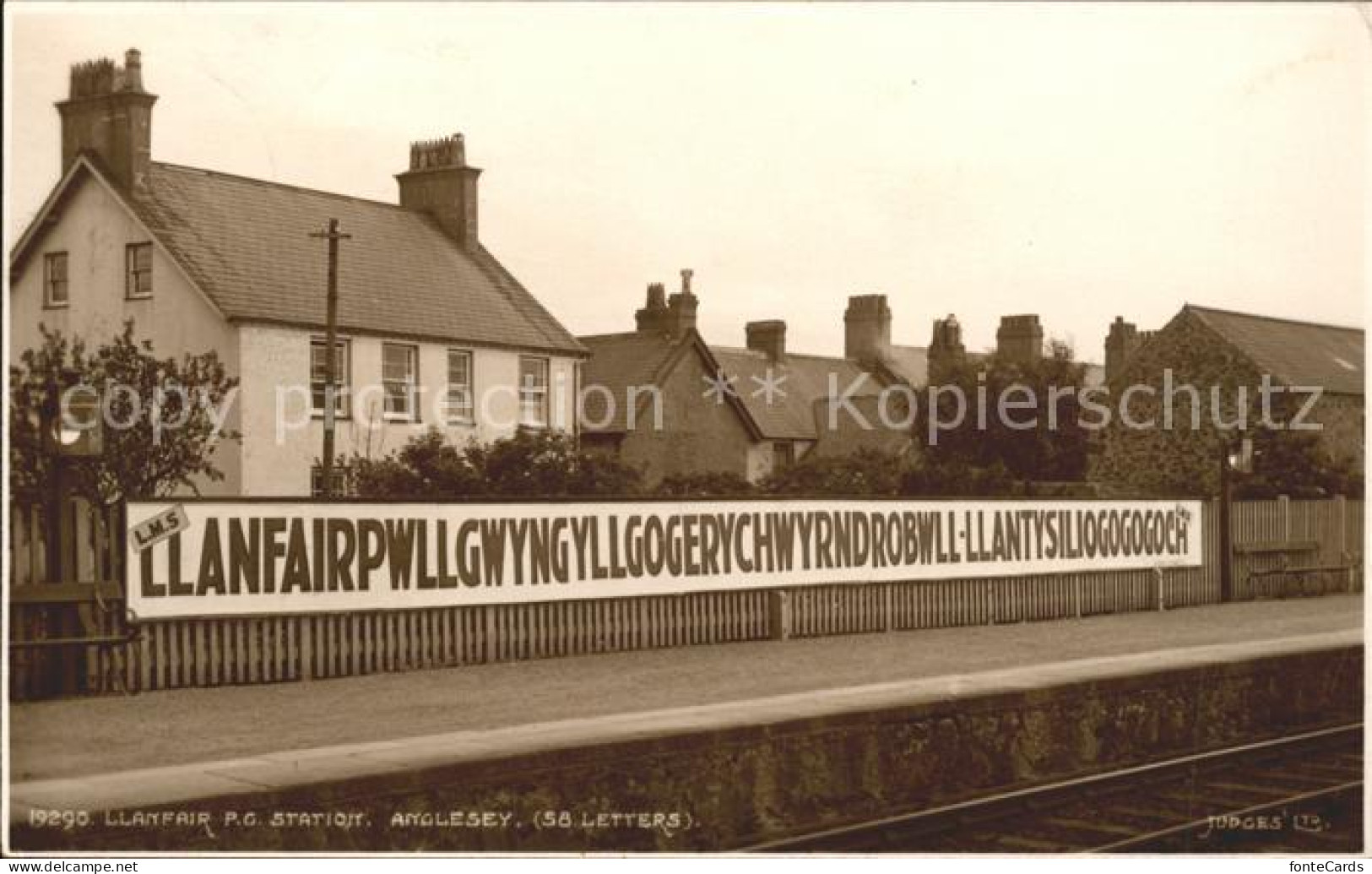 11775004 Anglesey Wales Llanfair PG Station  - Autres & Non Classés