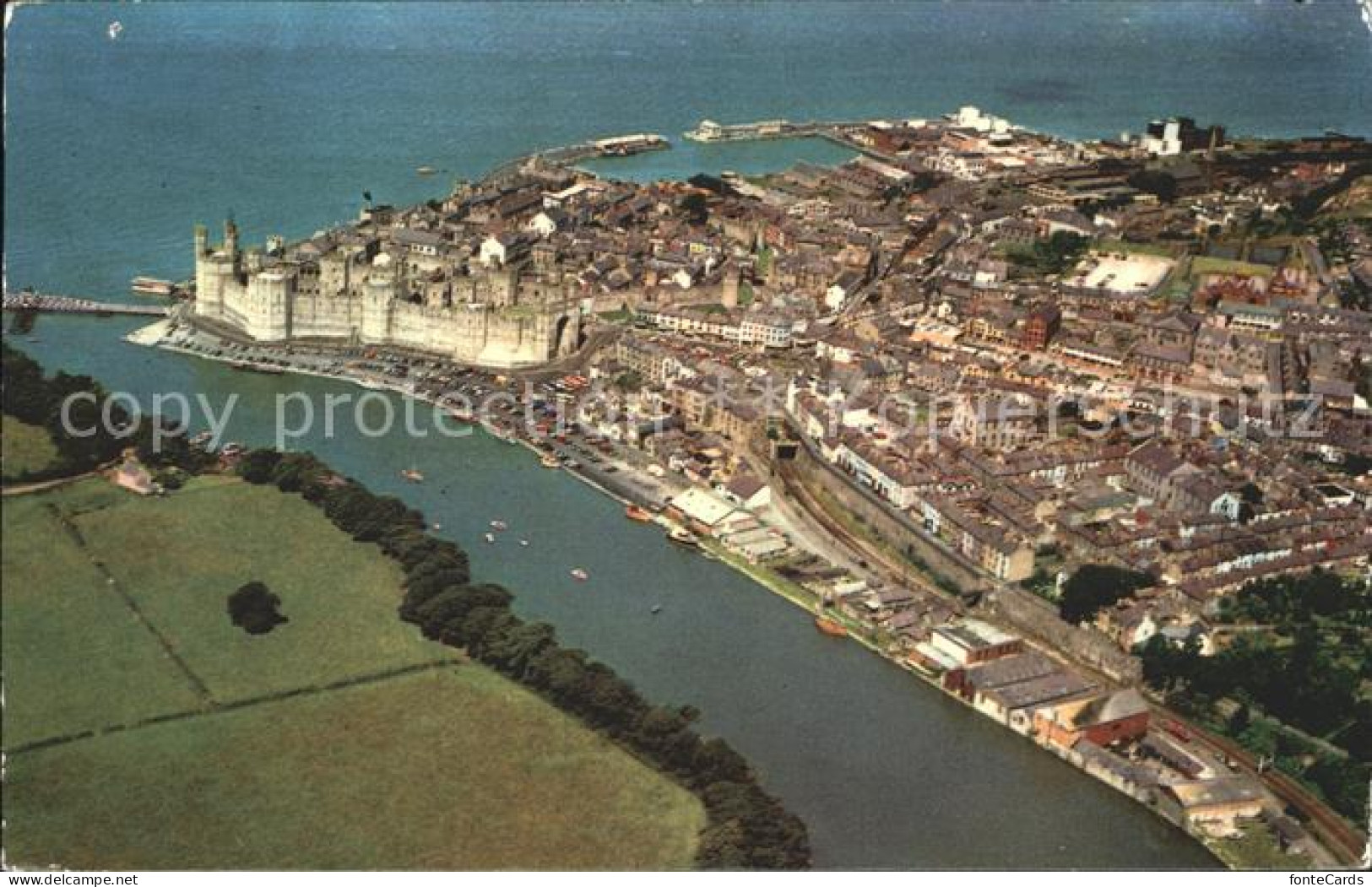 11774901 Caernarvon Aerial View Caernarfon - Autres & Non Classés