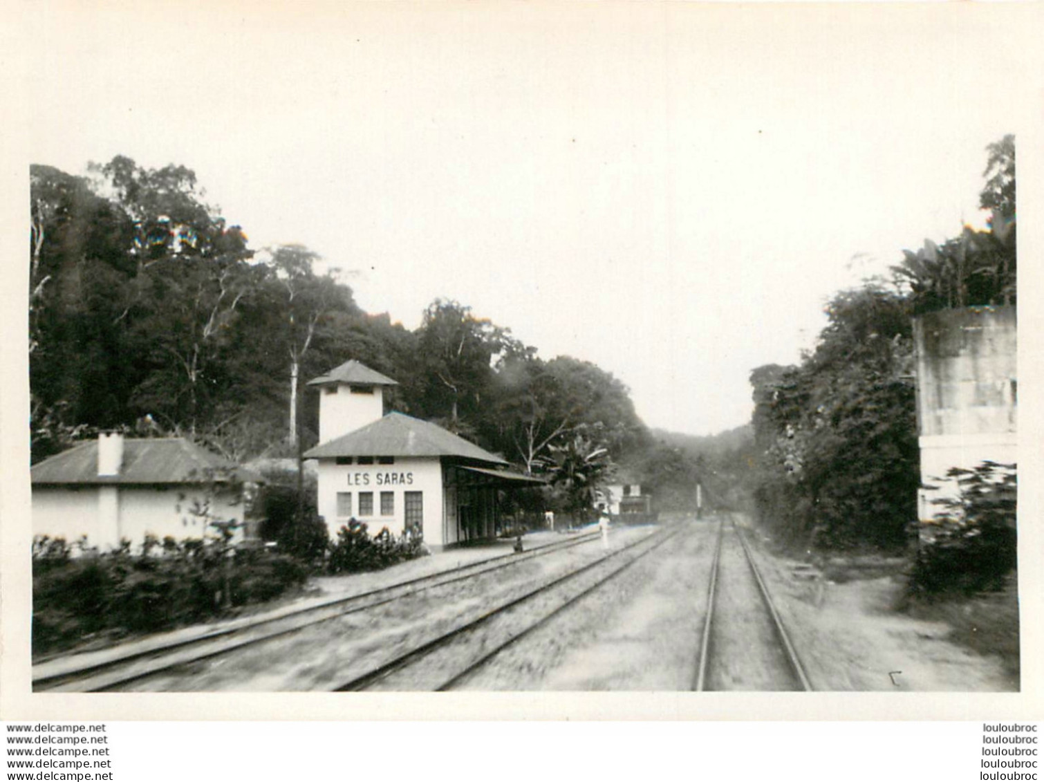 LES SARAS CONGO LA GARE PHOTO ORIGINALE 13 X 9 CM RefB - Afrika