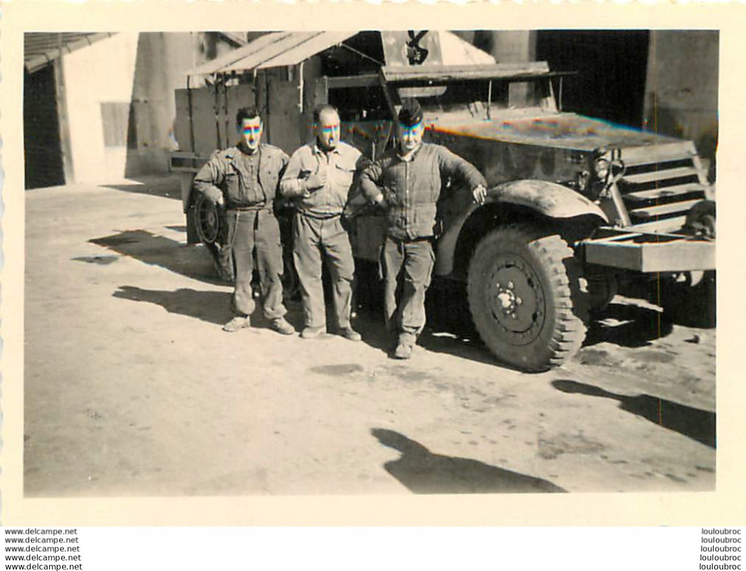 HALF  TRACK  AMERICAIN  WITHE ET SOLDATS ALGERIE  PHOTO ORIGINALE 9 X 6 CM Ref1 - Guerre, Militaire