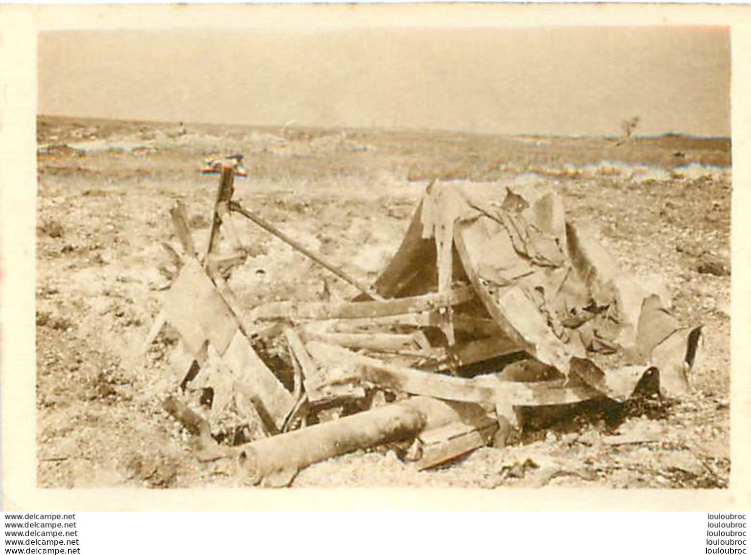 CANON DE 75 DETRUIT SOMME  09/1916 WW1 PHOTO ORIGINALE 6.50X4.5CM Ref7 - Guerre, Militaire