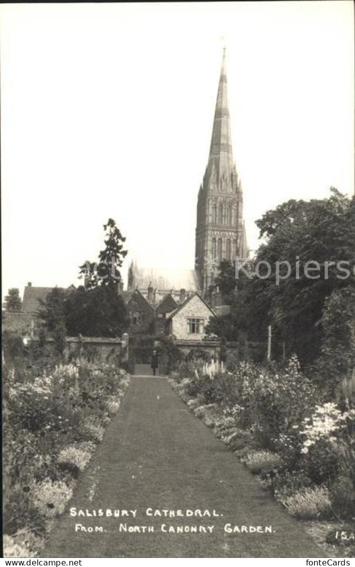 11774672 Salisbury Wiltshire Cathedral From North Canonry Garden Salisbury - Sonstige & Ohne Zuordnung