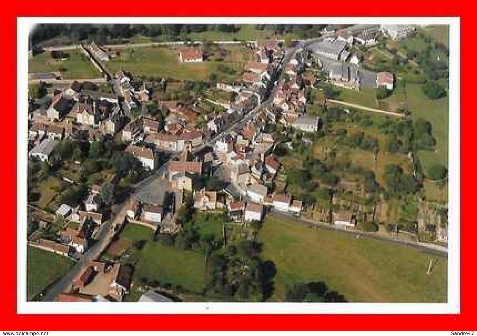 CPSM/gf (03) SAINT-LEON.  Vue Aérienne Sur Le Village. *657 - Sonstige & Ohne Zuordnung