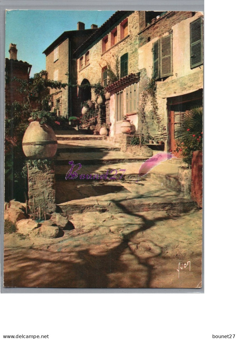 BORMES LES MIMOSAS 83 - Une Rue Pittoresque Dans Le Vieux Bormes 1963  - Bormes-les-Mimosas