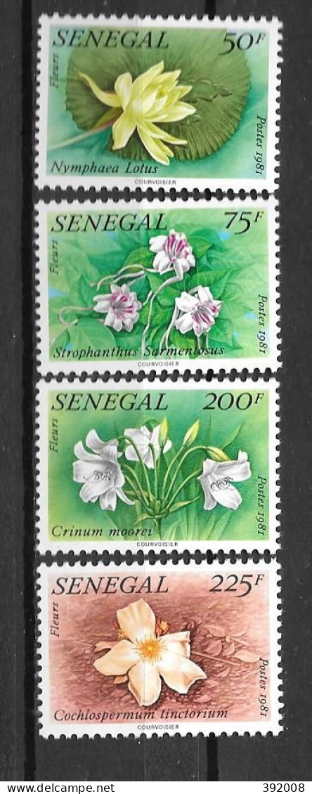 1982 - 562 à 565 **MNH - Fleurs - 2 - Senegal (1960-...)