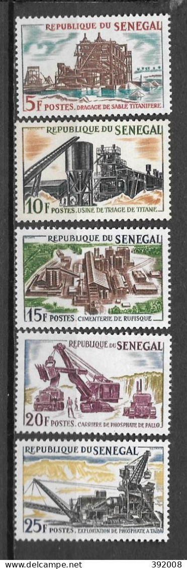 1963 - N° 235 + 239 **MNH - Industrialisation Incomplet - Sénégal (1960-...)
