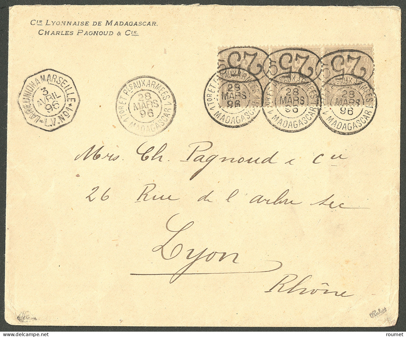 Lettre Ellipse. Nos 25 Bande De Trois. Cad "1/Tor Et Pes Aux Armées 1/Madagascar". Enveloppe Pour Lyon, 1896. - TB. - RR - Other & Unclassified