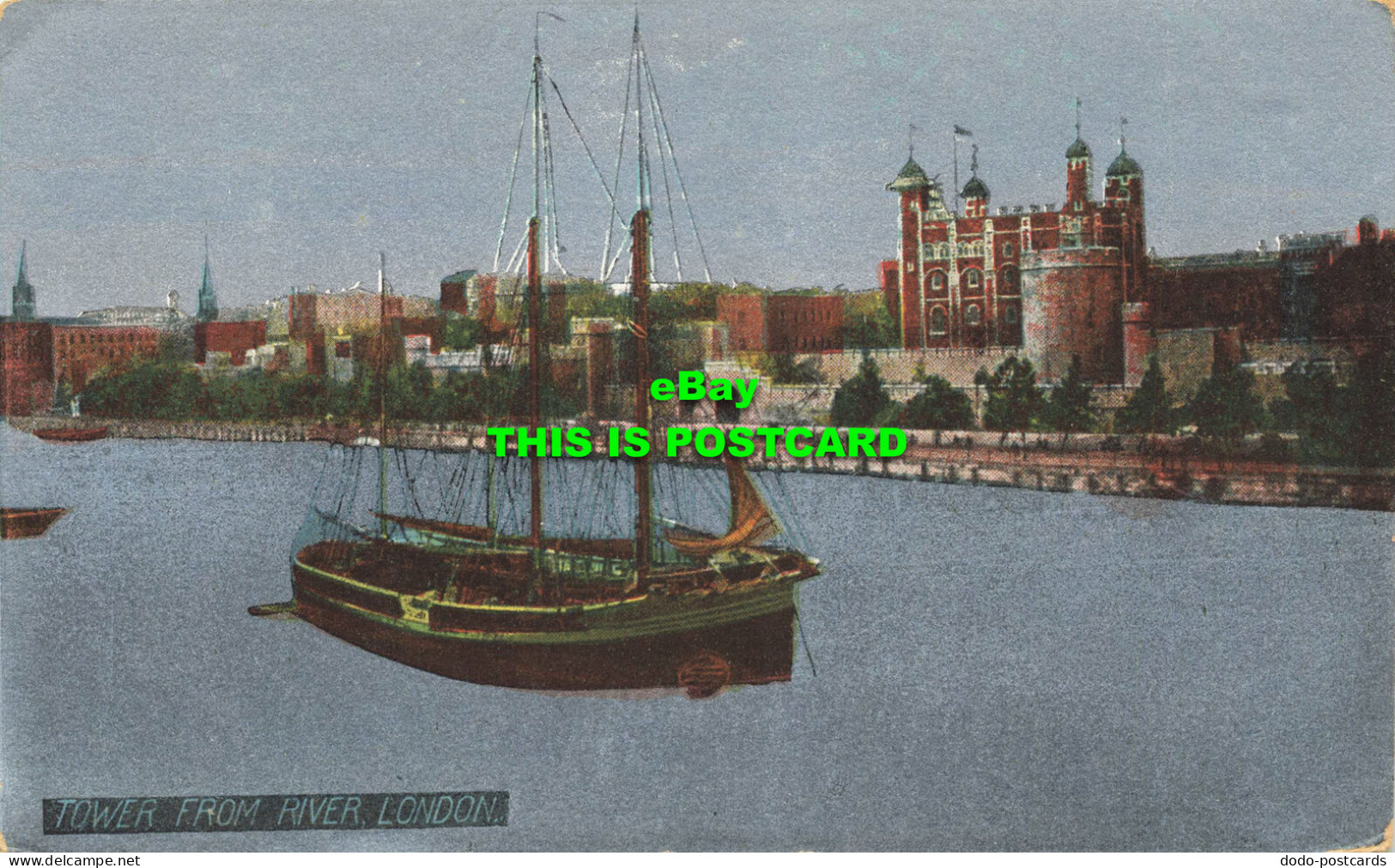 R598699 London. Tower From River. Postcard - Sonstige & Ohne Zuordnung