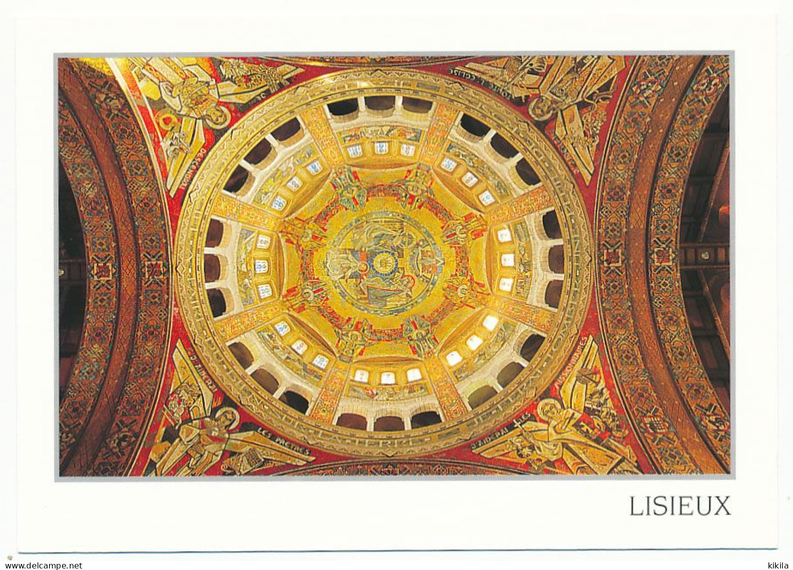 CPSM / CPM 10.5 X 15 Calvados LISIEUX Coupole De La Basilique  Thérèse Couronnée De Gloire - Lisieux