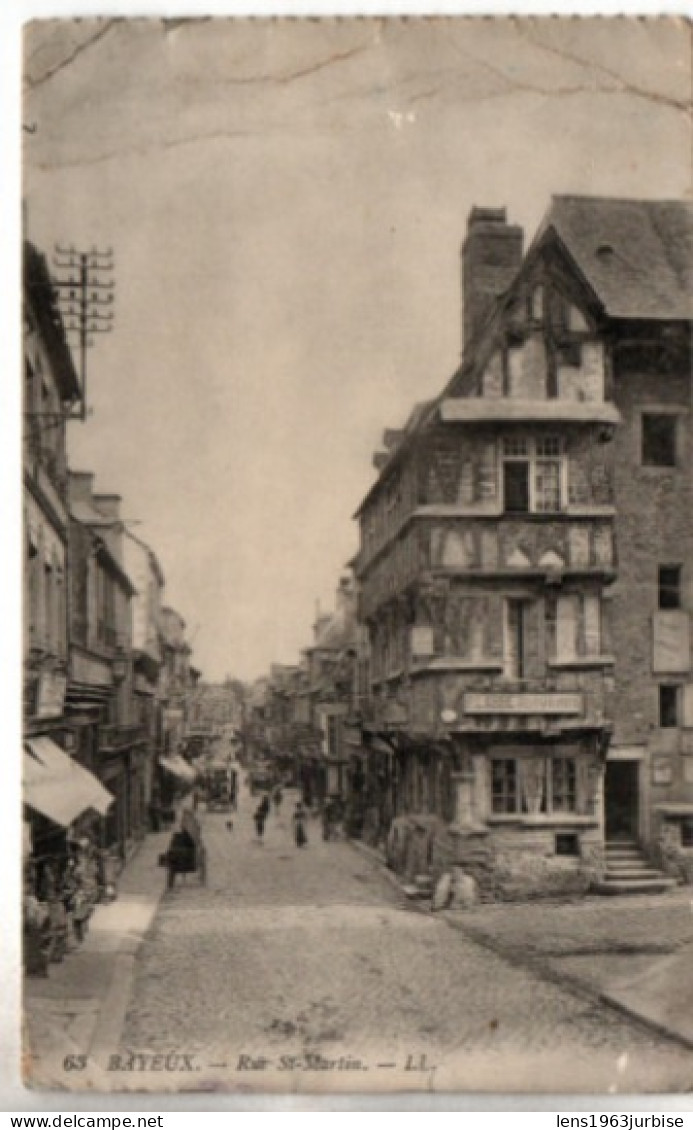 Bayeux , Rue St Martin , Voir état  Pli En Haut De La Carte - Bayeux