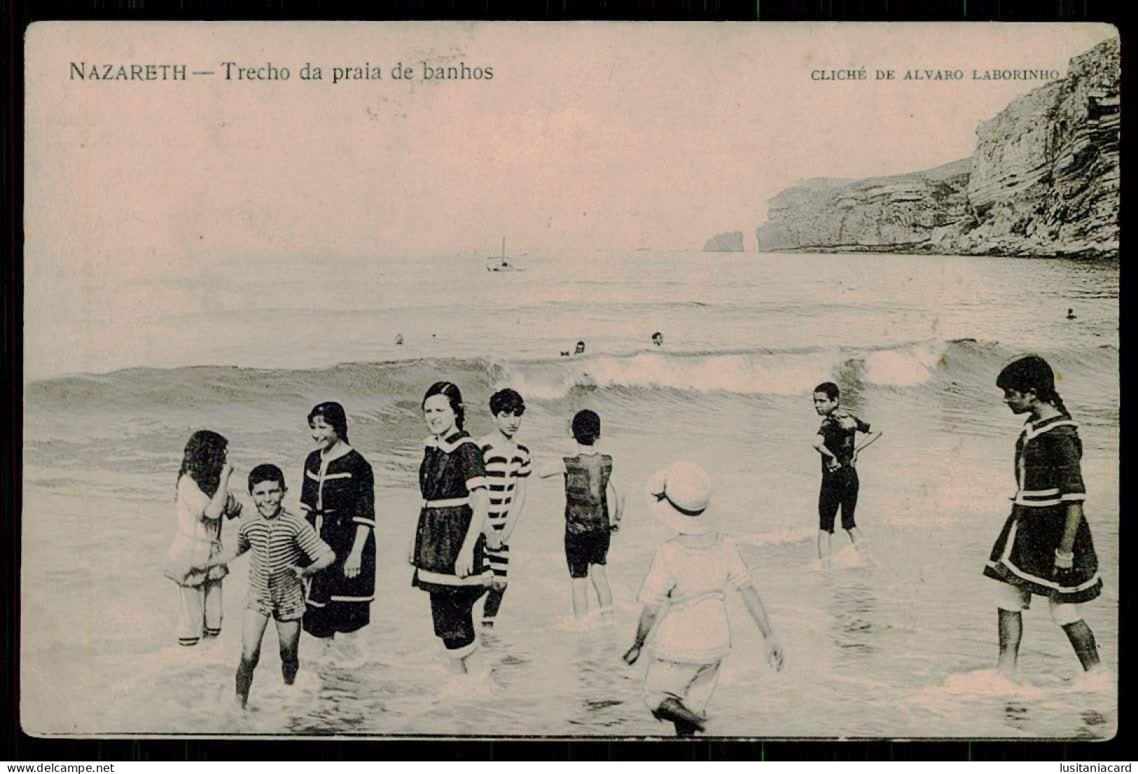 NAZARÉ -  Trecho Da Praia De Banhos. ( Cliché De Alvaro Laborinho) Carte Postale - Leiria