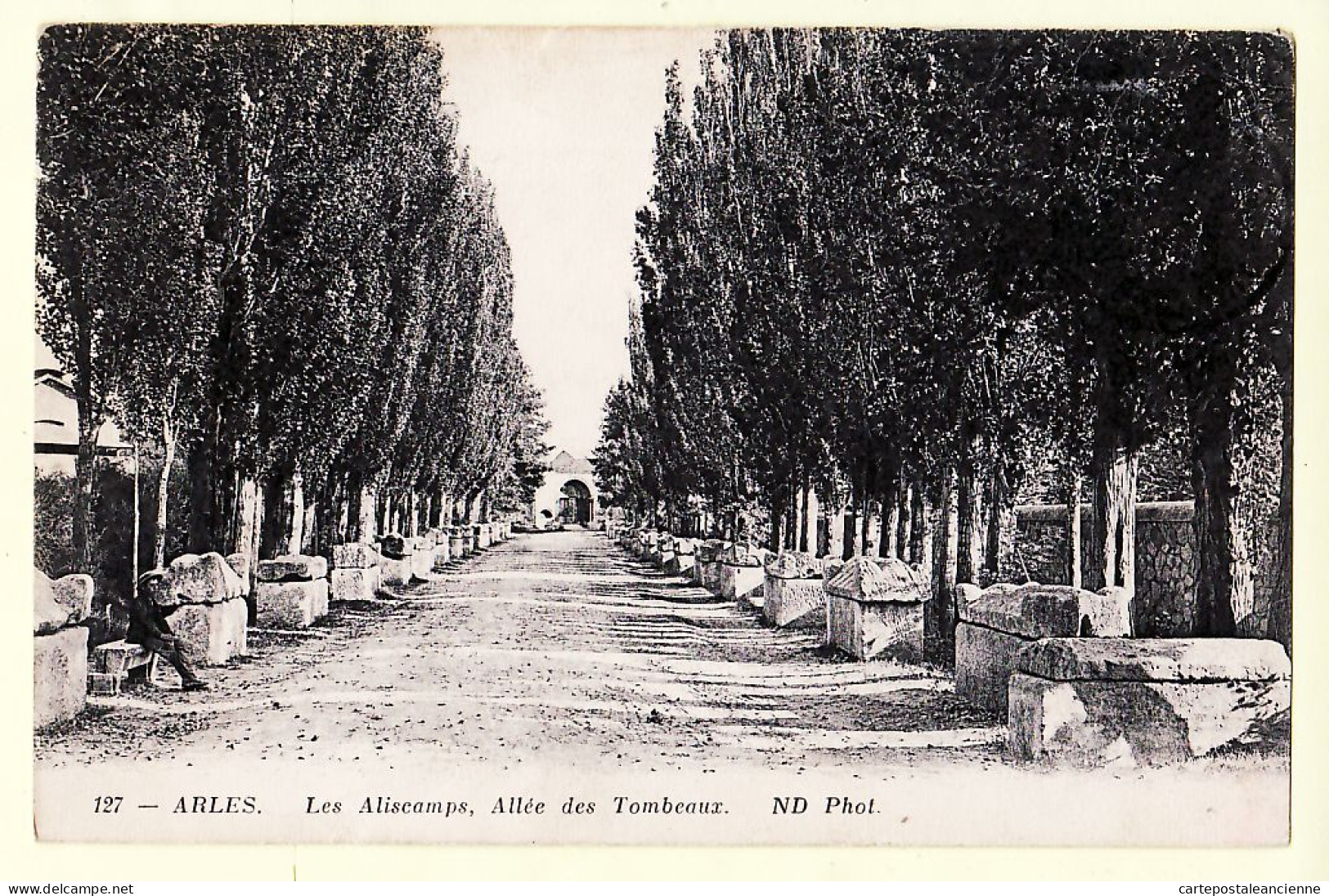 35173 / ARLES Bouches-du-Rhone Allée Des Tombeaux Les ALISCAMPS 20.05.1912 à FERRET Rue République Terrenoire  - Arles