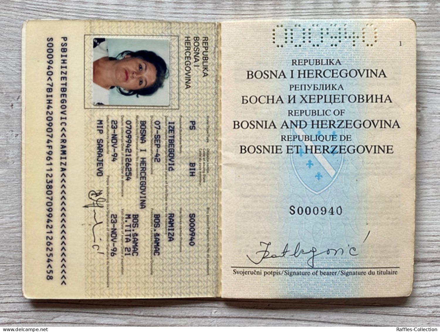 Bosnia Herzegovina Service Passport Passeport Reisepass Pasaporte Passaporto - Historische Dokumente