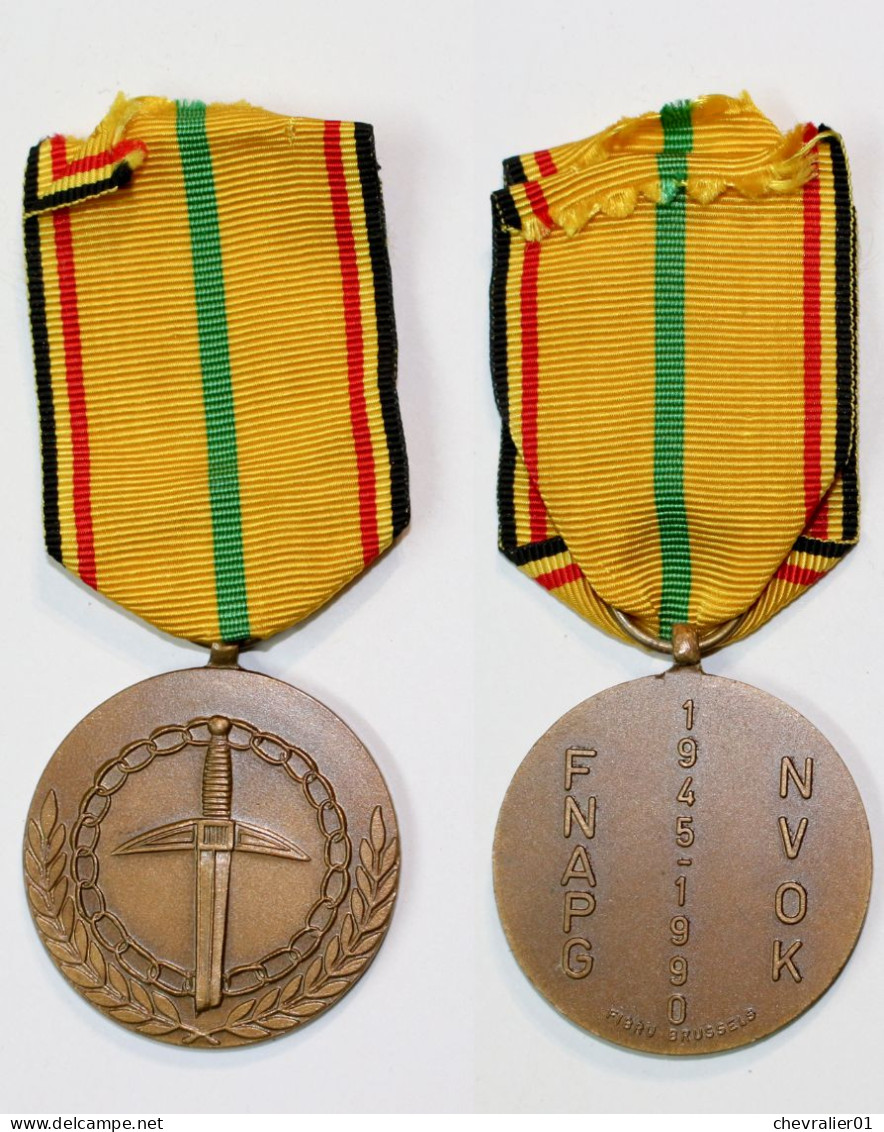 Médaille-BE-318-br_Médaille F.N.A.P.G.-N.V.O.K._bronze_fédération Des Anciens Prisonniers De Guerre 1945-1990_WW2_21-02- - Belgique
