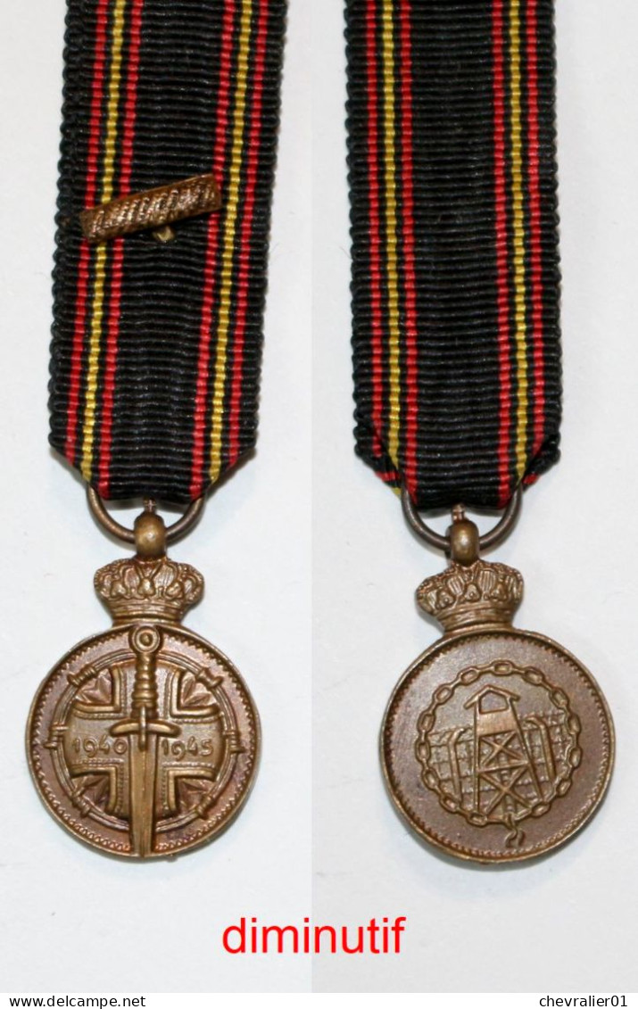 Médaille-BE-304a_di_prisonnier De Guerre 1940-1945_1 Barrette_WW2_diminutif_21-04-1 - Belgium