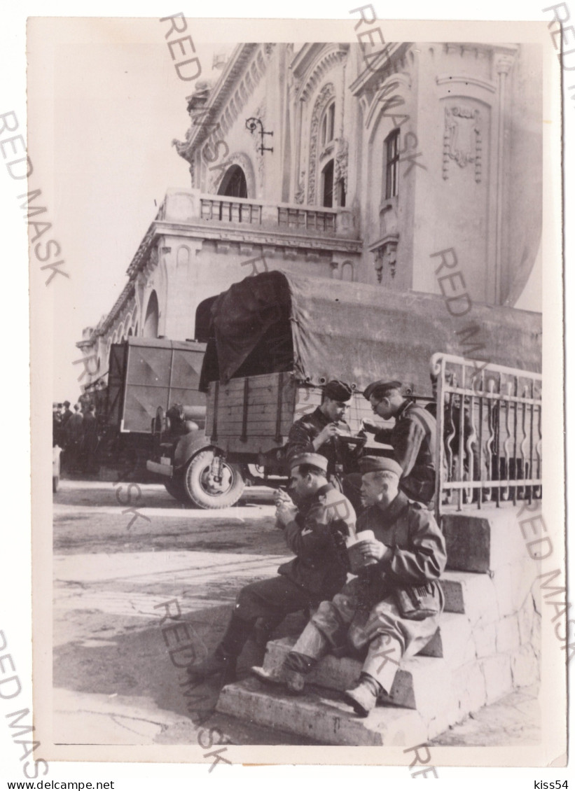 RO 89 - 19105 CONSTANTA, Cazinoul, Romanian Army ( 18/13 Cm ) - Old Press Photo - 1941 - Romania