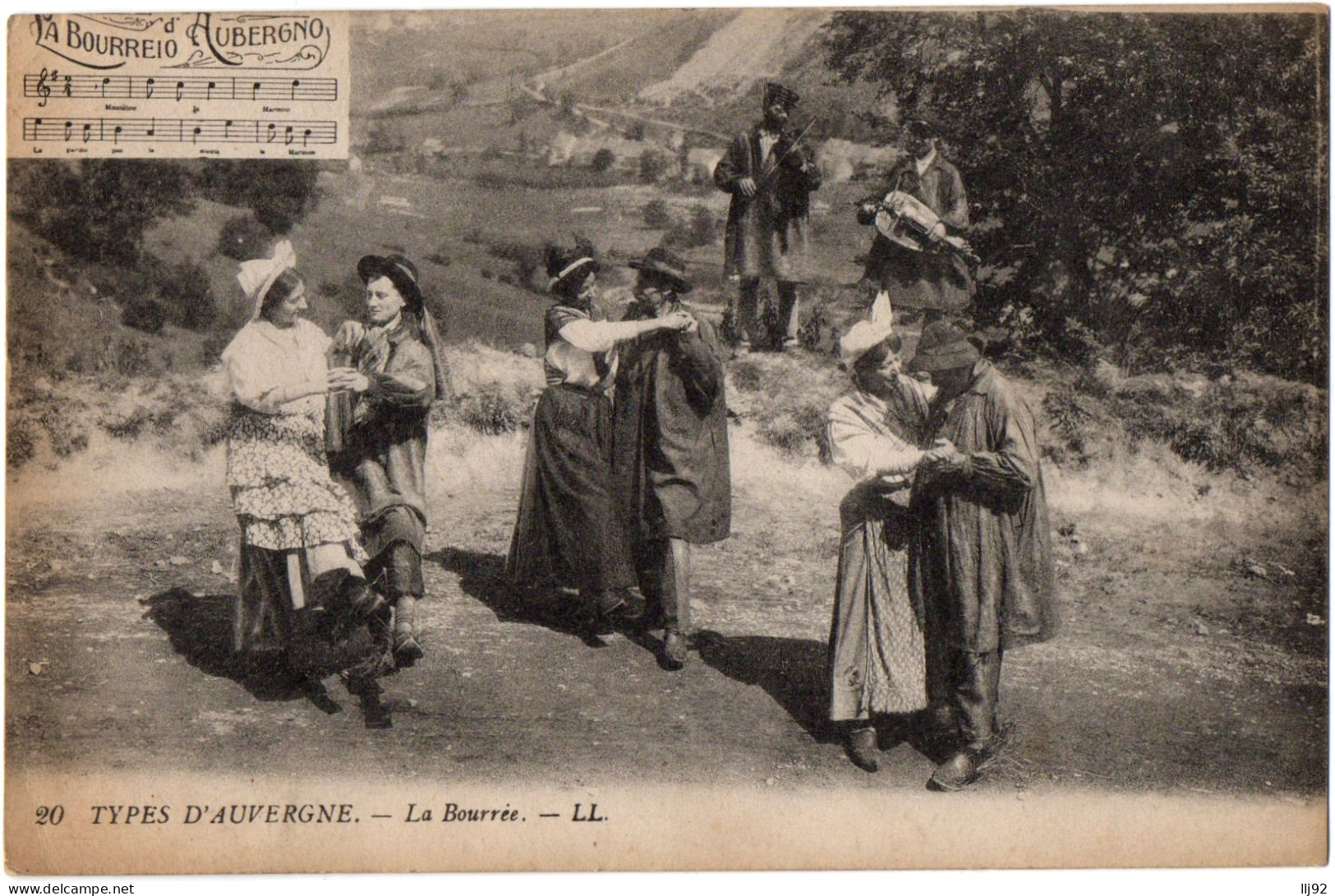 CPA  TYPES D'AUVERGNE - 20. "La Bourrée" - LL (animée) - Auvergne