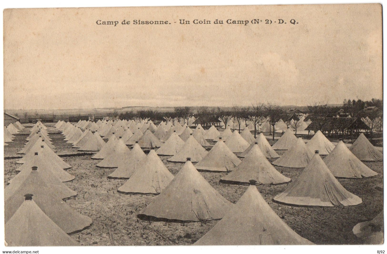 CPA 02 - Camp De SISSONNE (Aisne) - Un Coin Du Camp (n°2) - D. Q. - Sissonne