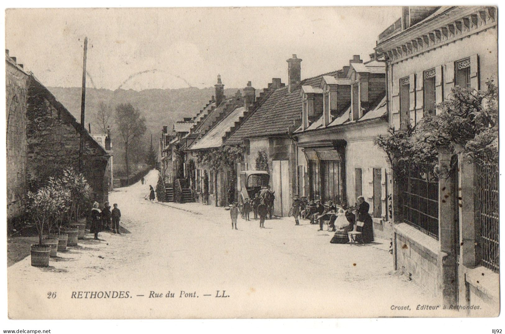 CPA 60 - RETHONDES (Oise) - 26. Rue Du Pont - LL (animée) - Ed. Croset - Rethondes