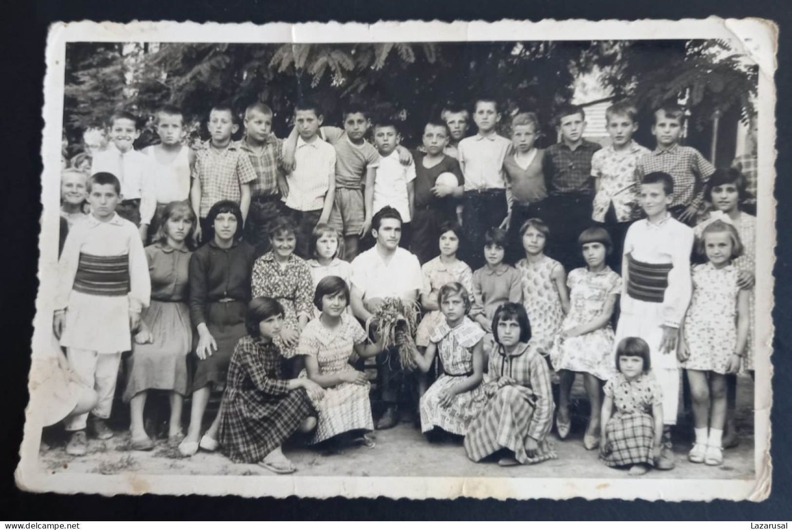 #15    Photo Noir Et Blanc Garçon Fille Photo D’école Photo De Groupe / Boy Girl School Photo Group Photo - Anonyme Personen