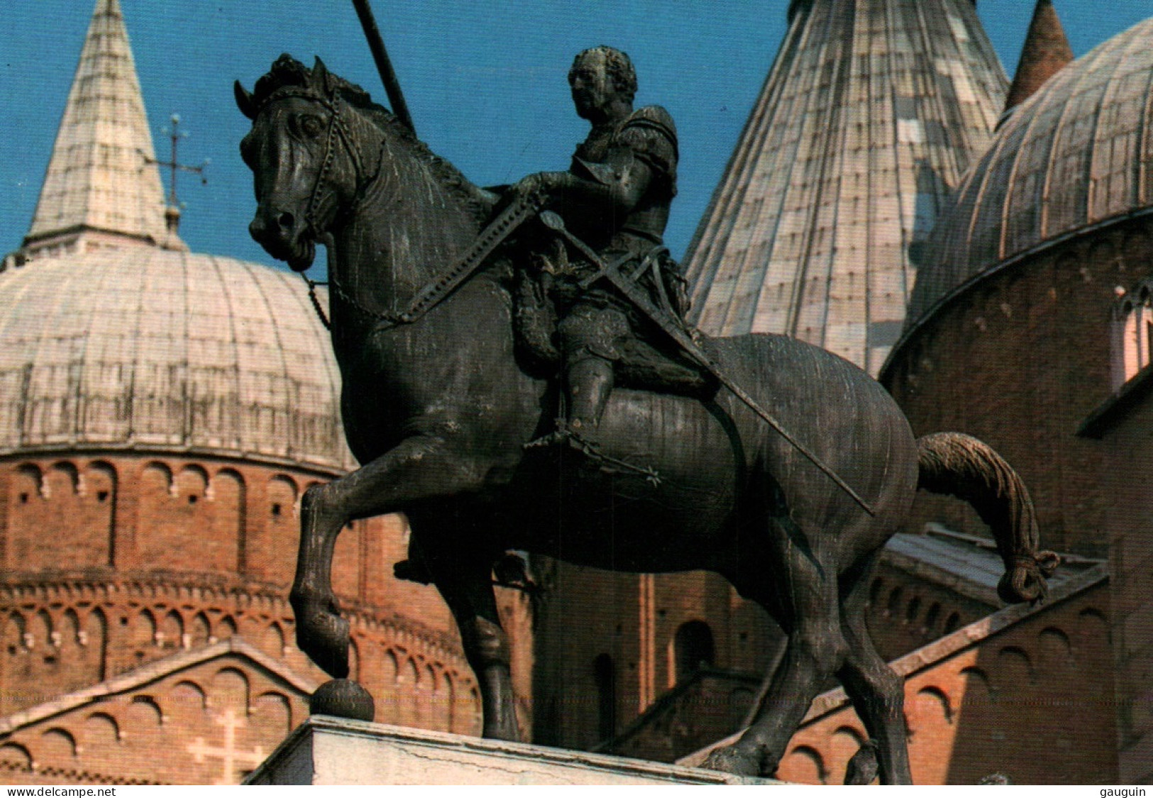 CPM - PADOVA - Statue CHEVAL "Le Gattamelata De Donatello" Basilique De Saint-Antoine ... Edition A.R.D.E. S.a.s. - Monumenten