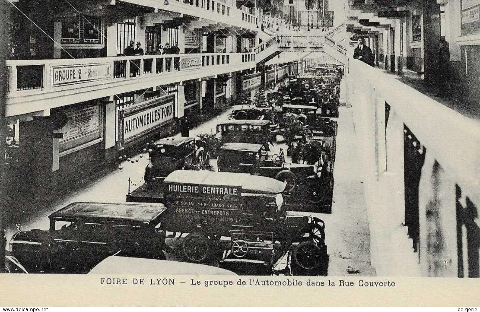 C/278                69     Lyon      -    Foire De Lyon   -  Groupe De L'automobile Dans La Rue Couverte - Other & Unclassified